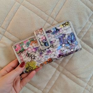 NWT ❤️ Relic hologram tattoo wallet